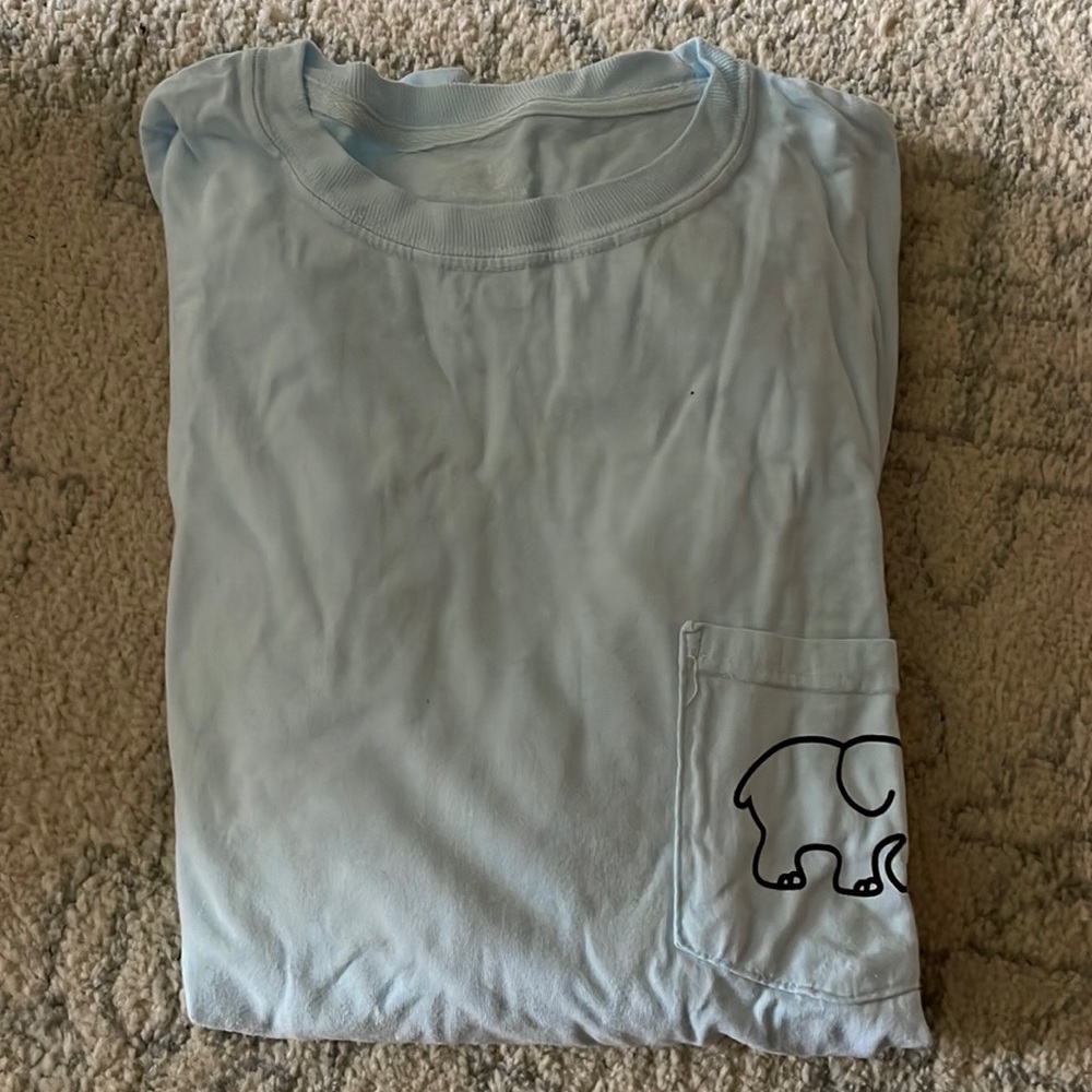 Ivory Ella Womens Medium Long Sleeve Tshirt.